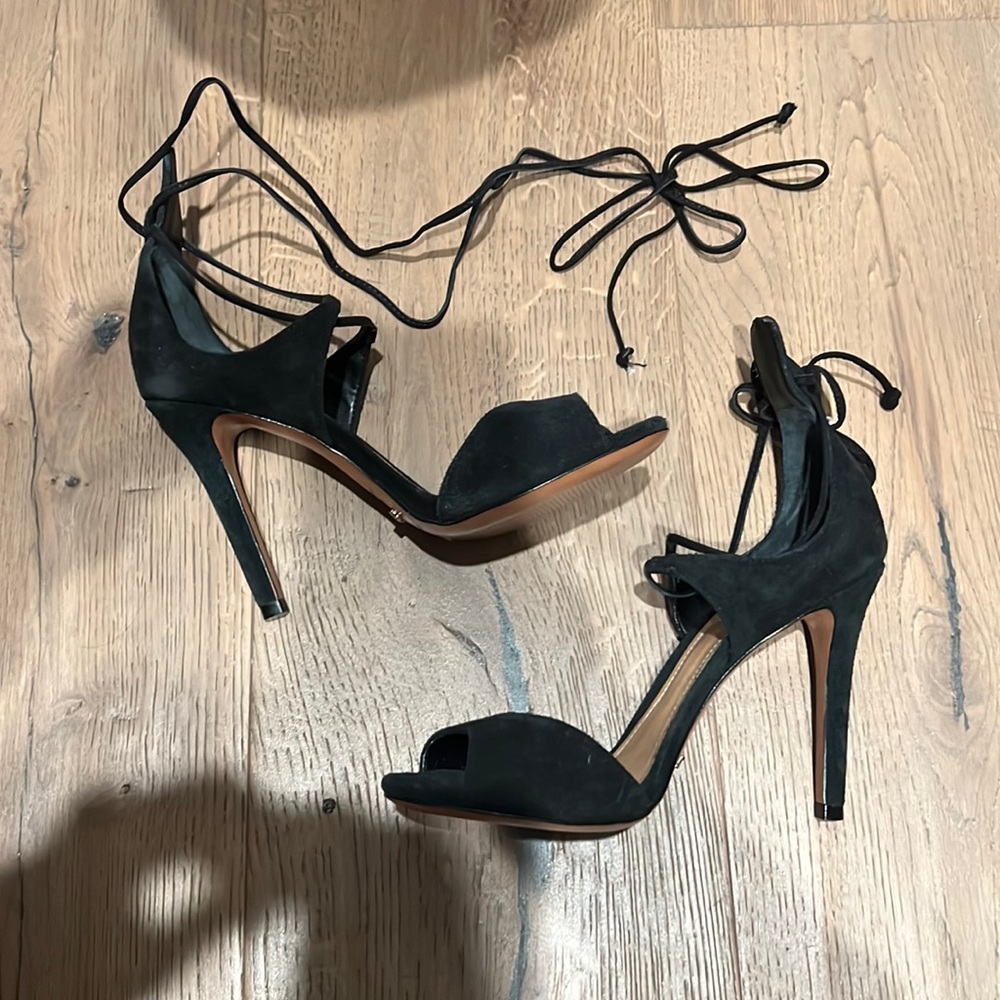 NEVER WORN black suede SCHUTZ lace up heels size 6